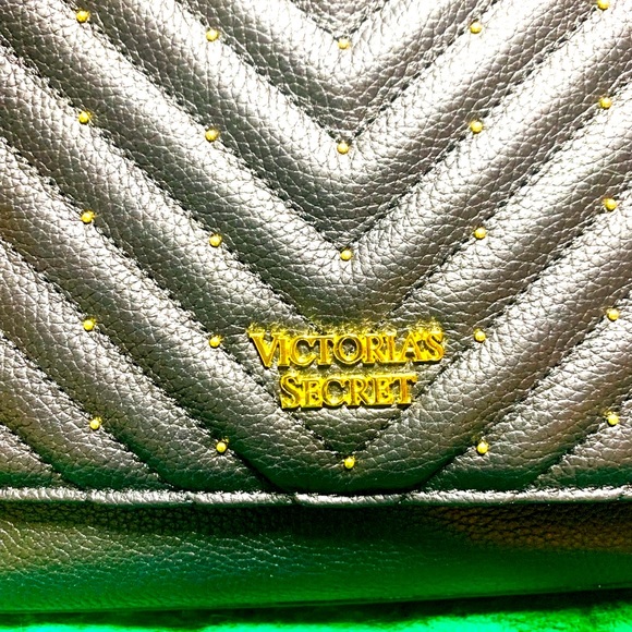 Victoria Secret black handbag with gold chain strap. - Picture 8 of 11